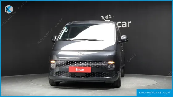 HYUNDAI STARIA TOURER 11-SEATER