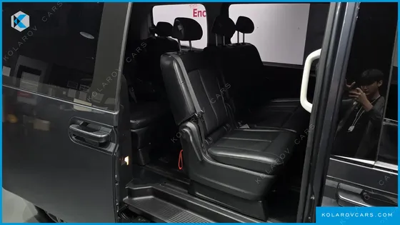 HYUNDAI STARIA TOURER 11-SEATER