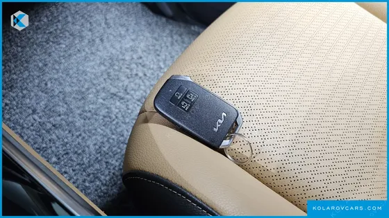 KIA CARNIVAL DIESEL 9-SEATER NOBLESSE