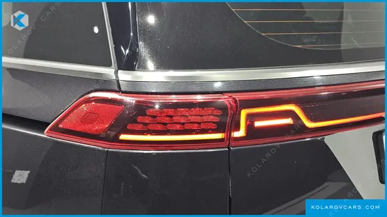 KIA CARNIVAL DIESEL 9-SEATER NOBLESSE