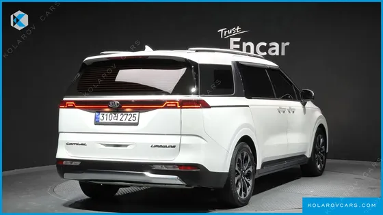 KIA CARNIVAL DIESEL 7-SEATER SIGNATURE