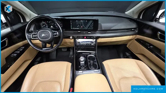 KIA CARNIVAL DIESEL 7-SEATER SIGNATURE