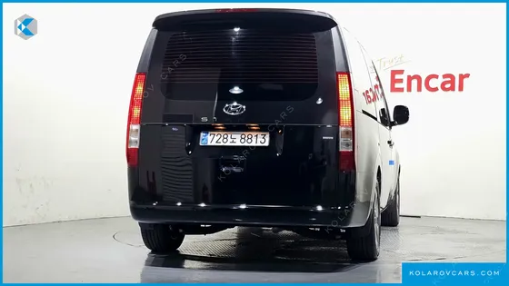 HYUNDAI STARIA 4WD TOURER 11-SEATER