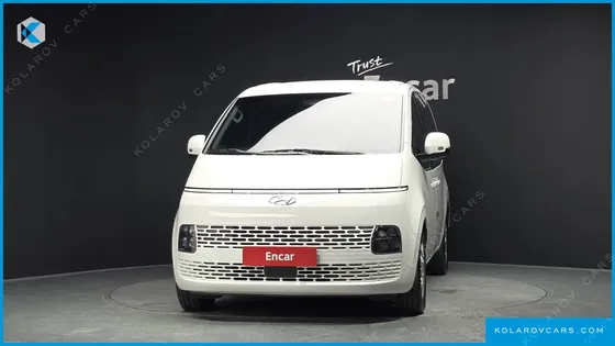 HYUNDAI STARIA CARGO 5-SEATER