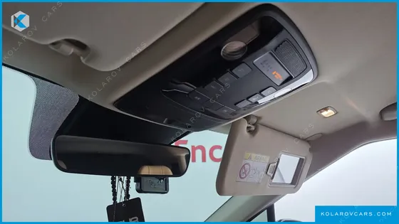 KIA CARNIVAL DIESEL 7-SEATER SIGNATURE