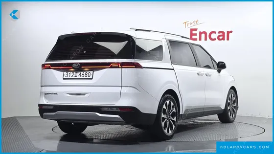 KIA CARNIVAL DIESEL 9-SEATER PRESTIGE