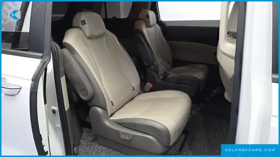 KIA CARNIVAL DIESEL 9-SEATER PRESTIGE