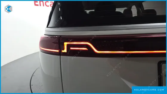 KIA CARNIVAL DIESEL 9-SEATER PRESTIGE
