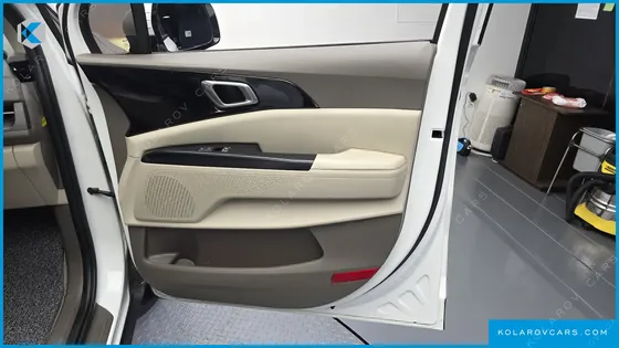 KIA CARNIVAL DIESEL 9-SEATER PRESTIGE
