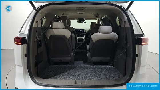 KIA CARNIVAL DIESEL 9-SEATER NOBLESSE