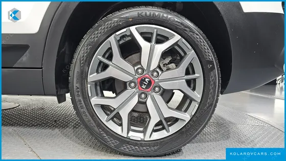 KIA SELTOS GASOLINE 1.6 TURBO 2WD
