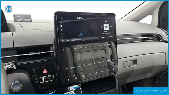 HYUNDAI STARIA L3.5 LOUNGE 9-SEATER