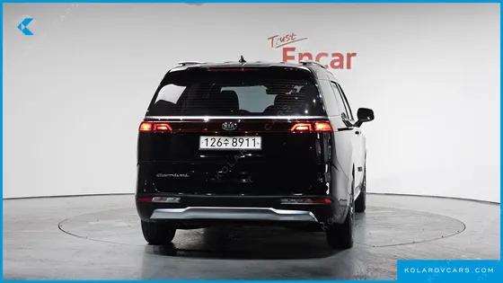 KIA CARNIVAL DIESEL 9-SEATER NOBLESSE