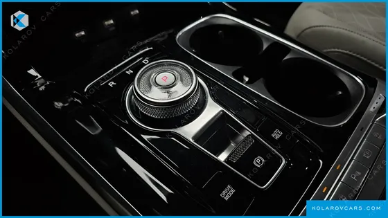 KIA CARNIVAL DIESEL 9-SEATER NOBLESSE