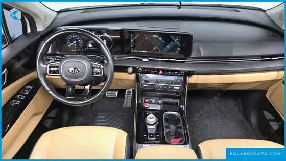 KIA CARNIVAL DIESEL 9-SEATER SIGNATURE