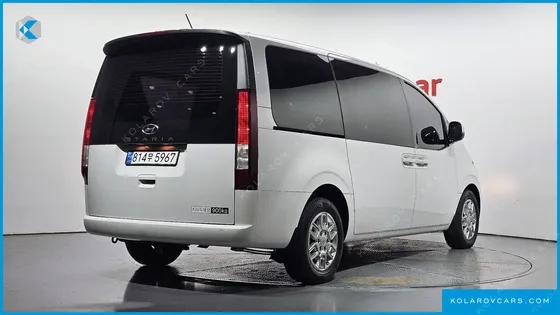HYUNDAI STARIA CARGO 3-SEATER
