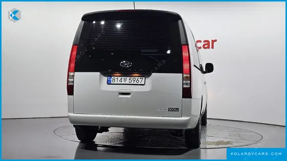 HYUNDAI STARIA CARGO 3-SEATER