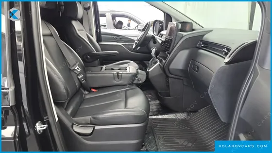 HYUNDAI STARIA L3.5 CARGO 3-SEATER