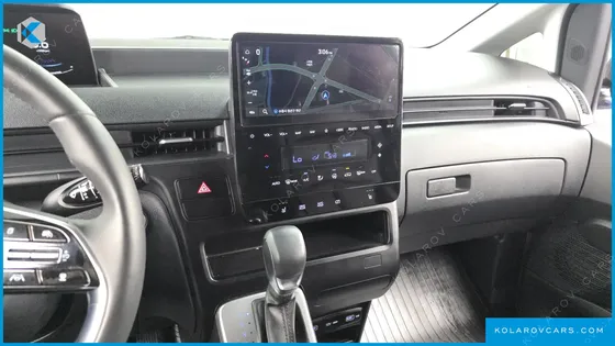 HYUNDAI STARIA L3.5 CARGO 3-SEATER