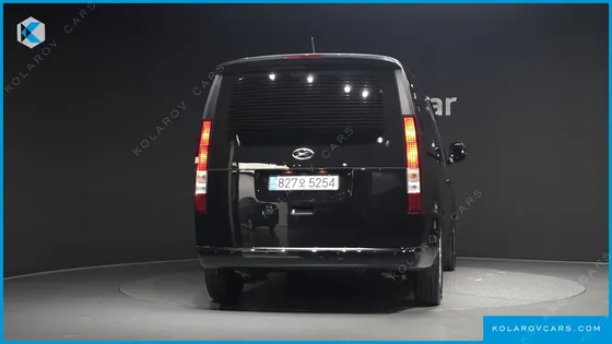 HYUNDAI STARIA CARGO 3-SEATER