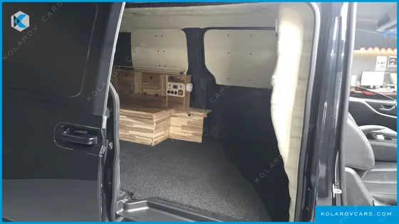 HYUNDAI STARIA CARGO 3-SEATER