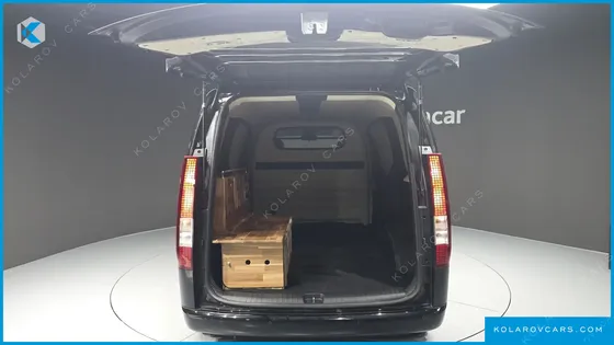 HYUNDAI STARIA CARGO 3-SEATER