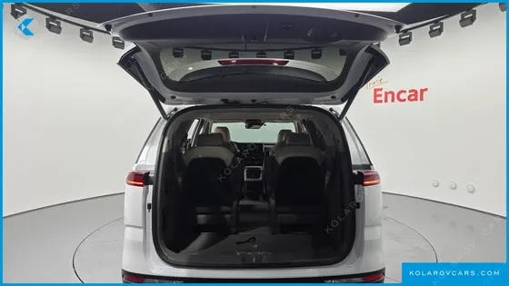KIA CARNIVAL DIESEL 9-SEATER NOBLESSE