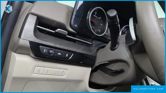 KIA CARNIVAL DIESEL 9-SEATER NOBLESSE
