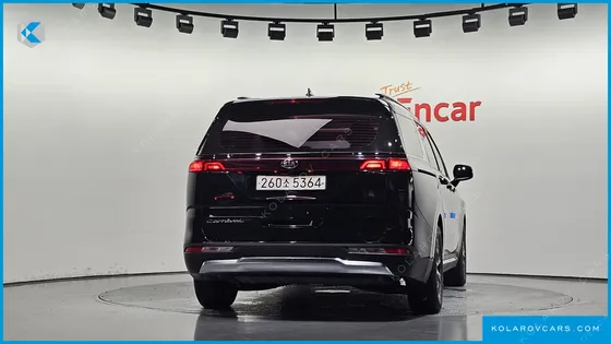 KIA CARNIVAL DIESEL 9-SEATER NOBLESSE