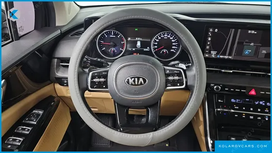 KIA CARNIVAL DIESEL 9-SEATER NOBLESSE