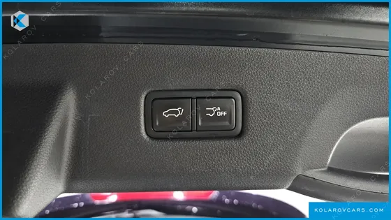 KIA CARNIVAL DIESEL 9-SEATER NOBLESSE