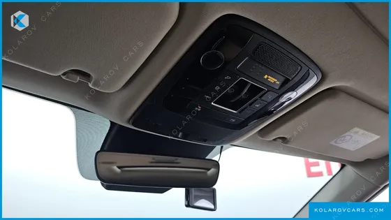 KIA CARNIVAL DIESEL 9-SEATER NOBLESSE