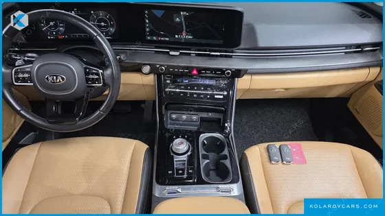 KIA CARNIVAL DIESEL 7-SEATER SIGNATURE