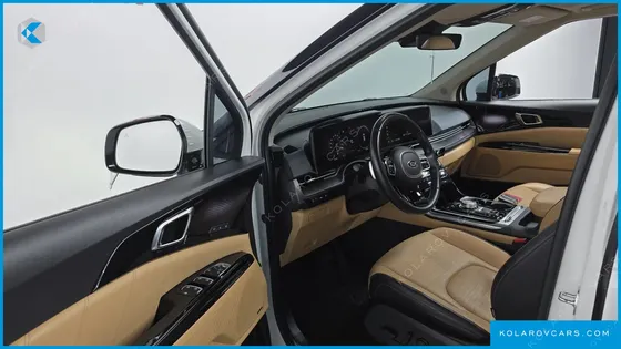 KIA CARNIVAL DIESEL 7-SEATER SIGNATURE