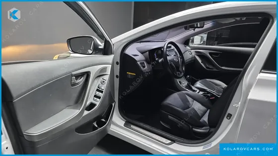 HYUNDAI ELANTRA (AVANTE) 1.6 GDI SMART