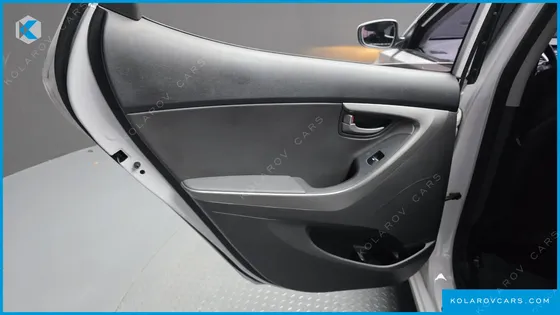 HYUNDAI ELANTRA (AVANTE) 1.6 GDI SMART