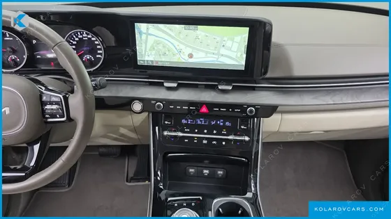KIA CARNIVAL DIESEL 9-SEATER NOBLESSE