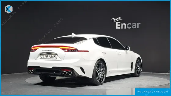 KIA STINGER 2.5 PLATINUM