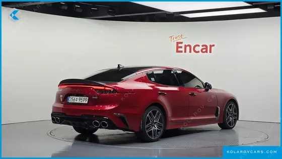 KIA STINGER 2.5 AWD MASTERS