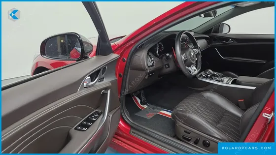 KIA STINGER 2.5 AWD MASTERS