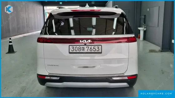 KIA CARNIVAL DIESEL 9-SEATER PRESTIGE