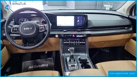 KIA CARNIVAL DIESEL 9-SEATER PRESTIGE