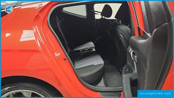 HYUNDAI VELOSTER 1.4 TURBO MODERN