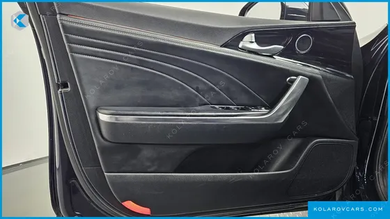 KIA STINGER 2.5 AWD PLATINUM