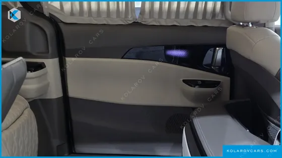 KIA CARNIVAL GASOLINE 4-SEATER HI-LIMOUSINE