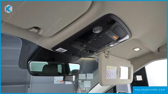KIA CARNIVAL GASOLINE 7-SEATER NOBLESSE