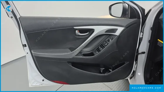 HYUNDAI ELANTRA (AVANTE) 1.6 GDI SMART