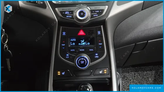 HYUNDAI ELANTRA (AVANTE) 1.6 GDI SMART