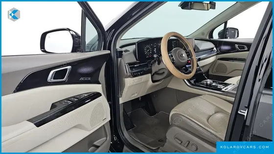 KIA CARNIVAL DIESEL 9-SEATER HI-LIMOUSINE