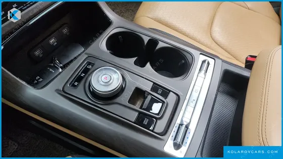 KIA CARNIVAL DIESEL 9-SEATER NOBLESSE